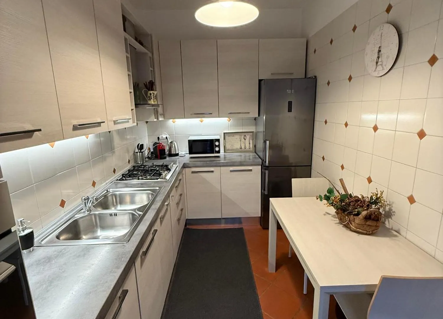Appartamento Angera Milan